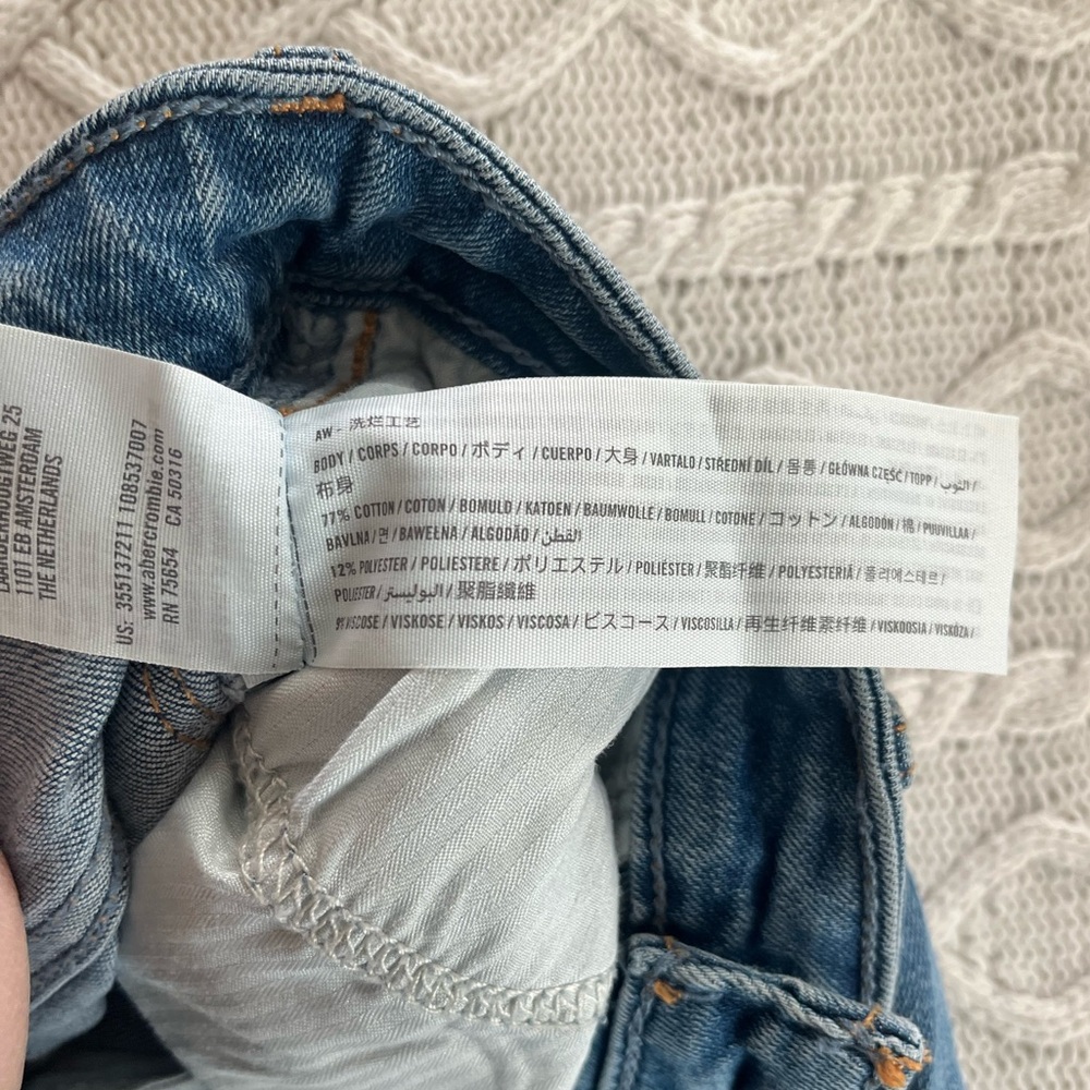 Hollister Vintage Flare Distressed Soft Stretch Medium Was Women's Jeans Size 1 - Picture 12 of 16